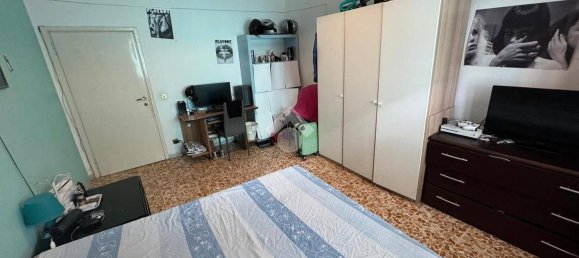 Apartamento T2 em Scandicci, Italy N.º 362363 11