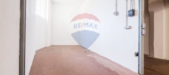 15m² Garage in Genoa, Italy No. 154903 24