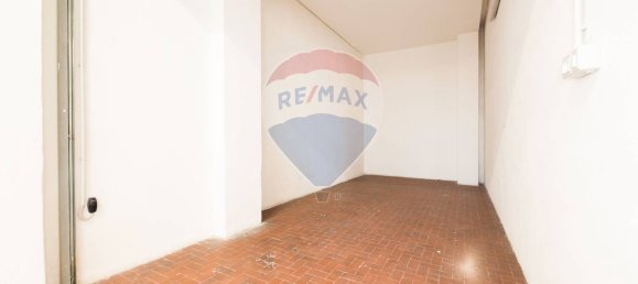 15m² Garage in Genoa, Italy No. 154903 6