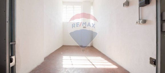 15m² Garage in Genoa, Italy No. 154903 21