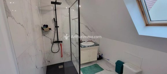 Casa de 3 dormitorios en Sarcelles, France No. 170038 10