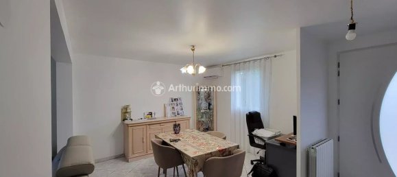 Casa de 3 dormitorios en Sarcelles, France No. 170038 3