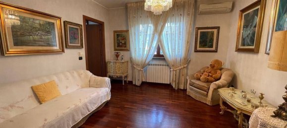 Apartamento de 3 dormitorios en Vigevano, Italy No. 11866 5