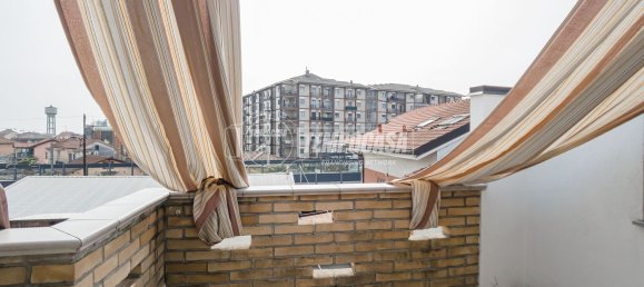 Dúplex de 5 habitaciónes en Collegno, Italy No. 9326 25