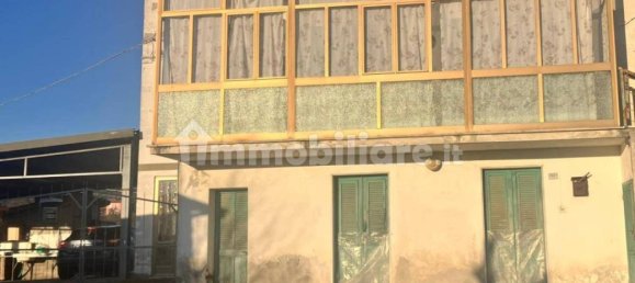 3 bedrooms House in Castelnuovo Magra, Italy No. 30093 24