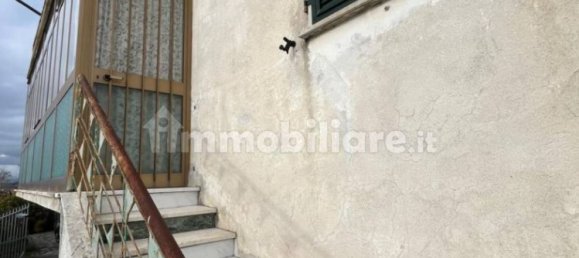 3 bedrooms House in Castelnuovo Magra, Italy No. 30093 15