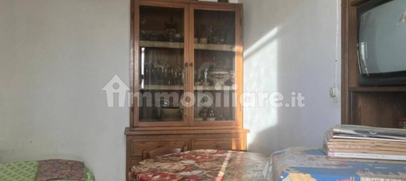 3 bedrooms House in Castelnuovo Magra, Italy No. 30093 3