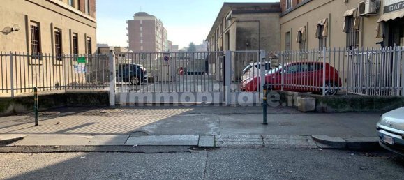 13m² Garage in Turin, Italy No. 305794 5