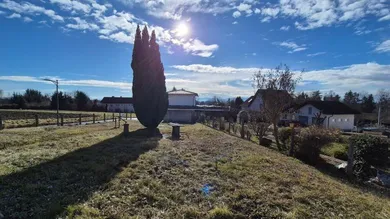 Terrain à Leonding, Austria No. 6727