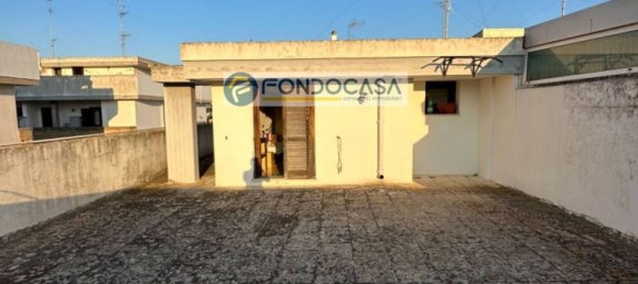 Вилла с 4 комнатами в Cavallino, Италия № 34650 11