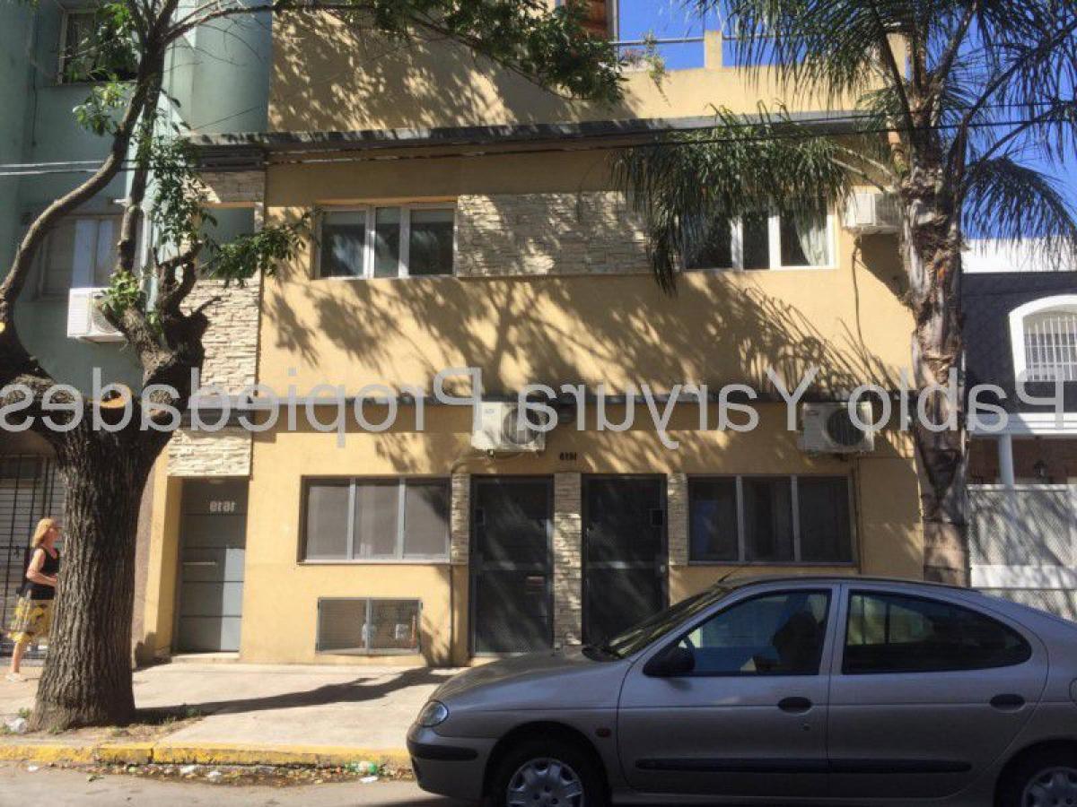 3 bedrooms Apartment in Tres de Febrero, Argentina No. 55368