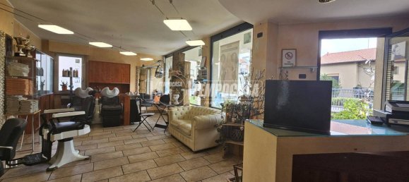 1-salle Propriété commerciale à Capiago Intimiano, Italy No. 323744 7