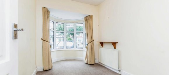 Bungalow T2 em Croydon, United Kingdom N.º 8145 7