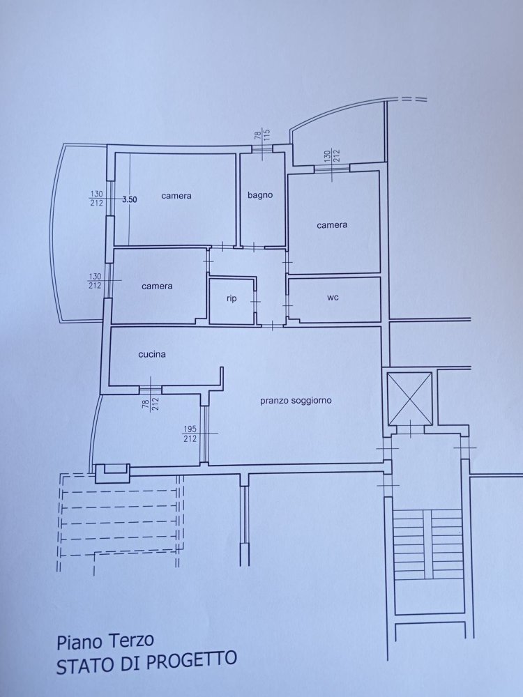 4 bedrooms Apartment in Teramo, Italy No. 358245