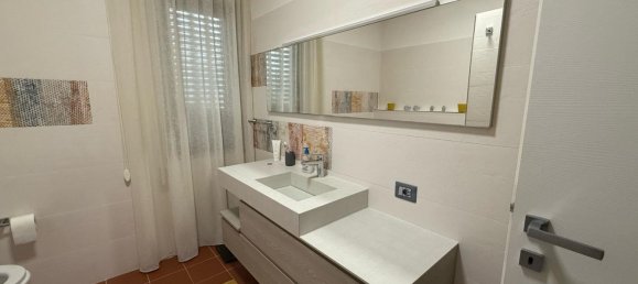 5 rooms Apartment in Nettuno, Italy No. 8702 31