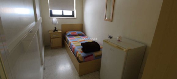 Villa de 9 dormitorios en Mosta, Malta No. 11272 13