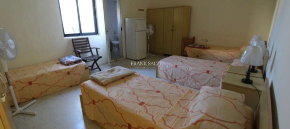 Villa de 9 dormitorios en Mosta, Malta No. 11272 12