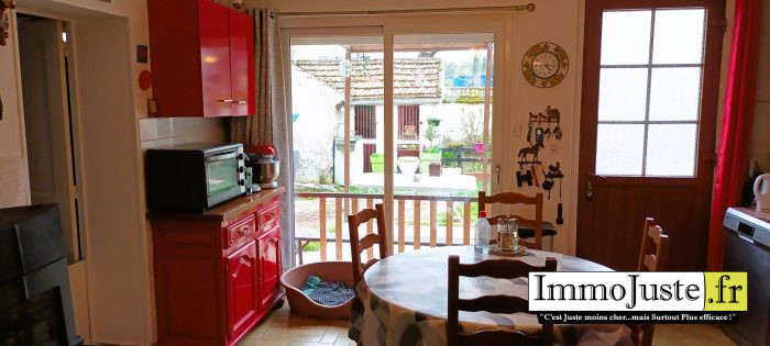 4 غرف نوم منزل في Latilly, France رقم 90040