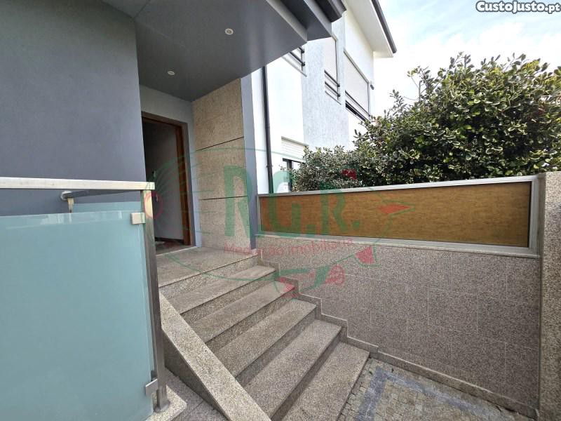 4 Schlafzimmer Haus in Gondomar, Portugal, Nr. 302862