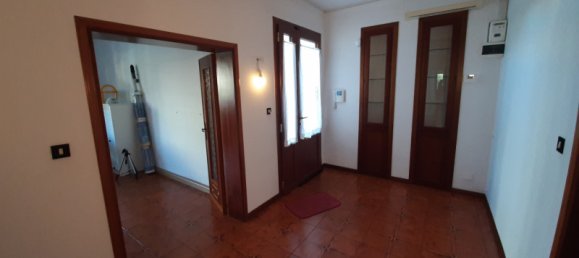 Apartamento de 3 habitaciónes en Mira, Italy No. 80214 10