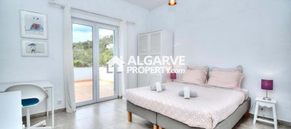 4 bedrooms Villa in Quarteira, Portugal No. 98467 4