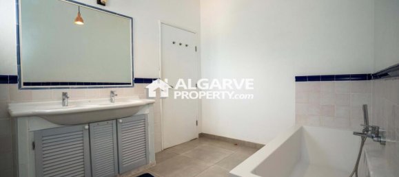 4 bedrooms Villa in Quarteira, Portugal No. 98467 20