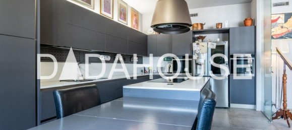 3 bedrooms Apartment in Pisa, Italy No. 59727 7