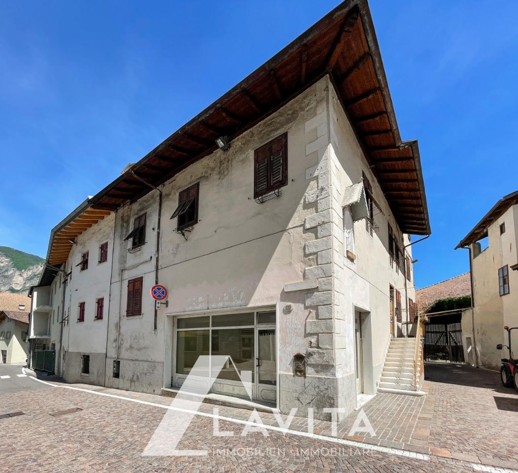 12 rooms Building in Trentino-Alto Adige, Italy No. 231855