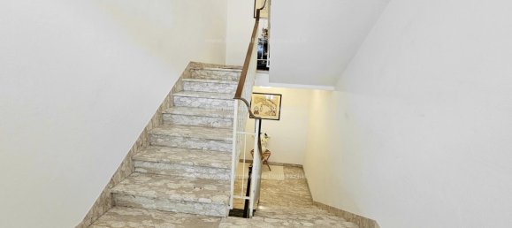 4 bedrooms Apartment in Certaldo, Italy No. 203227 12