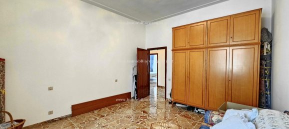 4 bedrooms Apartment in Certaldo, Italy No. 203227 28
