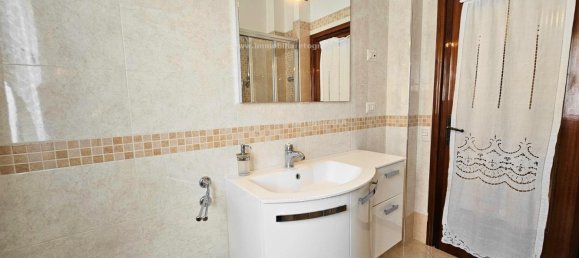 4 bedrooms Apartment in Certaldo, Italy No. 203227 31