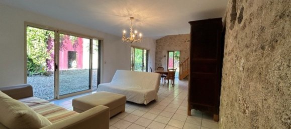  Castillos de 1 dormitorio en Bessines-sur-Gartempe, France No. 98330 22