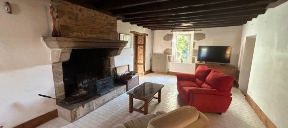  Castillos de 1 dormitorio en Bessines-sur-Gartempe, France No. 98330 42