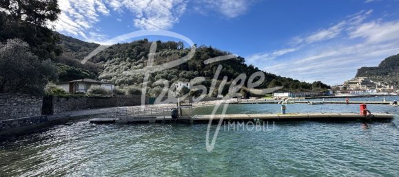 10 rooms Villa in Portovenere, Italy No. 115817 4