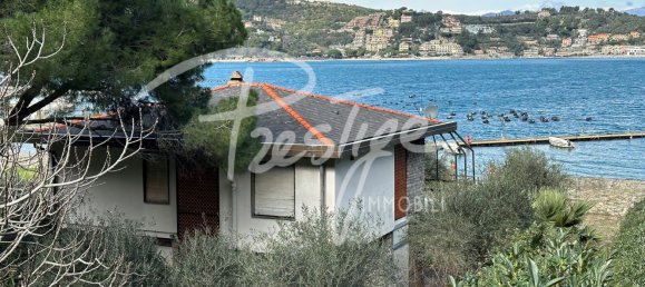 10 rooms Villa in Portovenere, Italy No. 115817 5