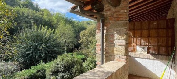 Casa de 6 habitaciónes en Terranuova Bracciolini, Italy No. 232328 13