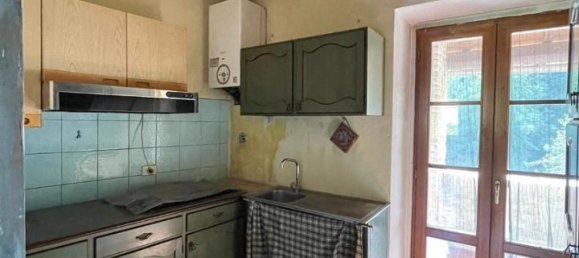 Casa de 6 habitaciónes en Terranuova Bracciolini, Italy No. 232328 12