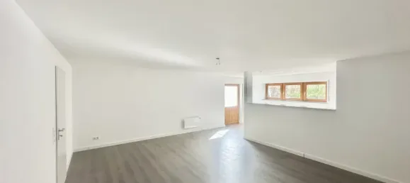 Apartamento de 3 habitaciónes en Baden-Wurttemberg, Germany No. 17720 3