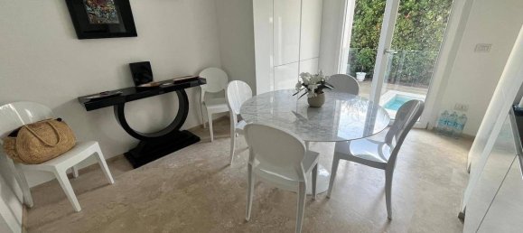 3 bedrooms Villa in Forte dei Marmi, Italy No. 332543 9