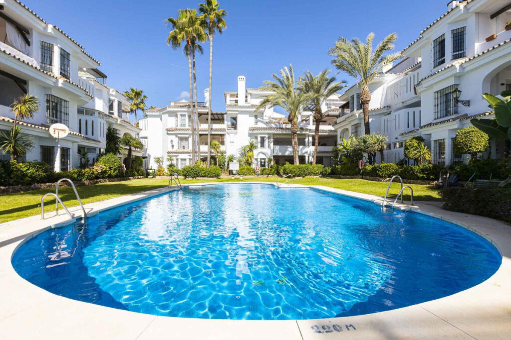 2 غرف نوم بانتهاوس في Marbella, Spain رقم 185412