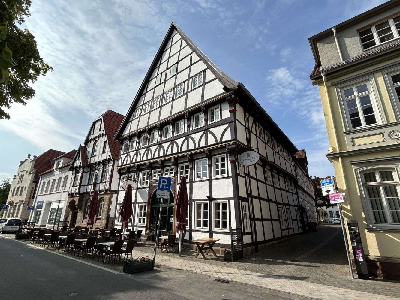 1046m² Hotel in Hoxter, Germany No. 169254