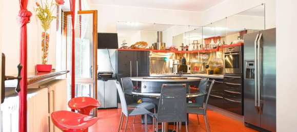 Вилла с 9 комнатами в Арона, Италия № 27085 12