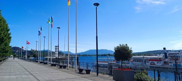 Вилла с 9 комнатами в Арона, Италия № 27085 34