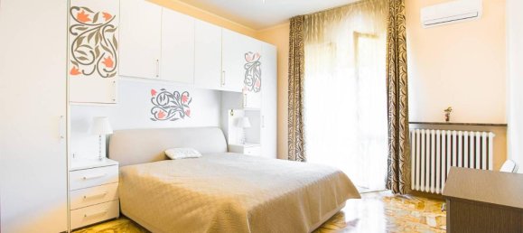 Вилла с 9 комнатами в Арона, Италия № 27085 17