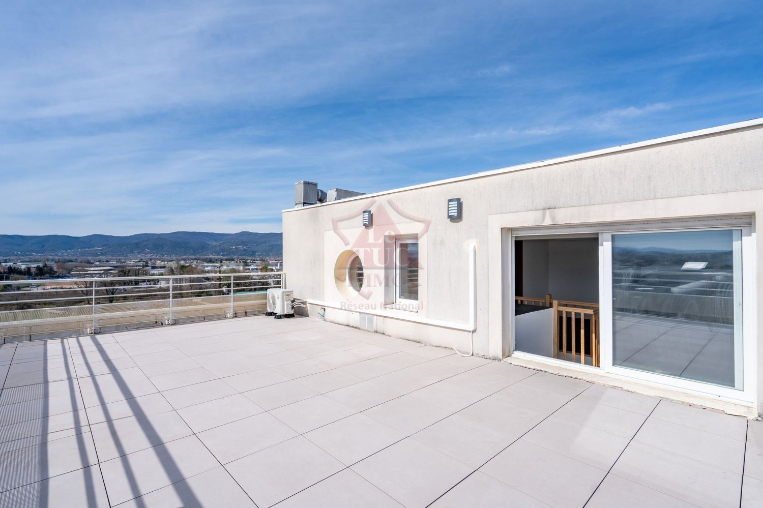 2 غرف نوم منزل ذو طابقين في Montelimar, France رقم 208598