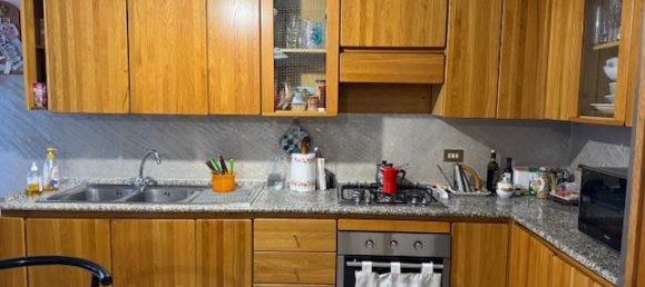 3 bedrooms Apartment in Pistoia, Italy No. 45980 4