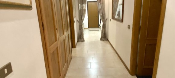 3 bedrooms Apartment in Pistoia, Italy No. 45980 8