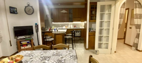 3 bedrooms Apartment in Pistoia, Italy No. 45980 42