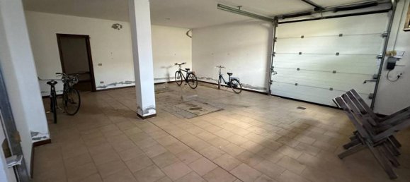 6 rooms Villa in Mairano, Italy No. 148856 12