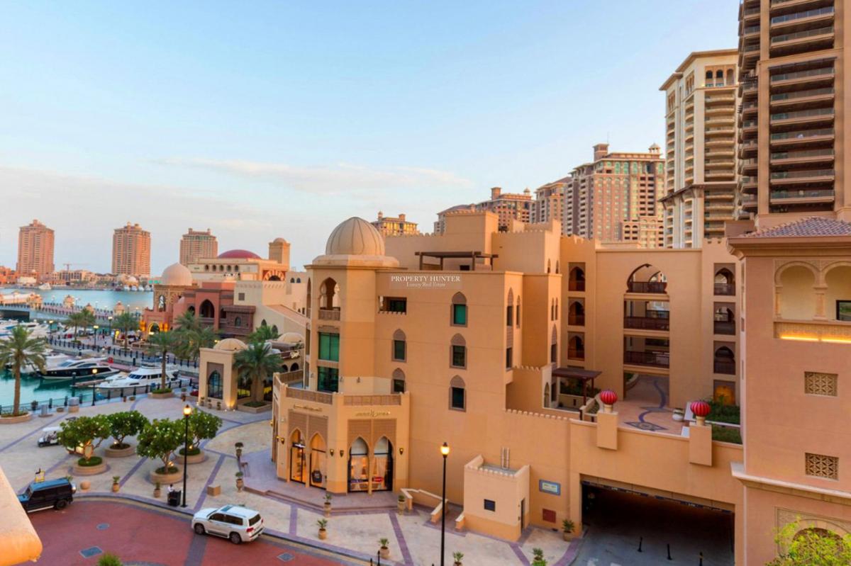 Studio in The Pearl, Qatar No. 25